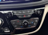 Chrysler Pacifica MPV 3,6 l 214 kw