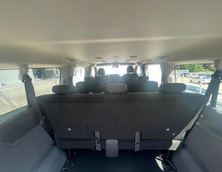 Volkswagen Caravelle 22