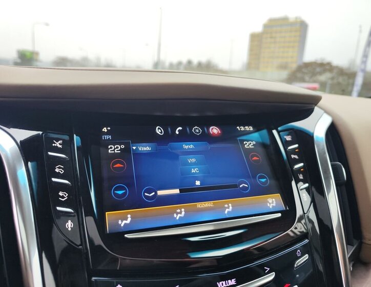 Cadillac Escalade 23