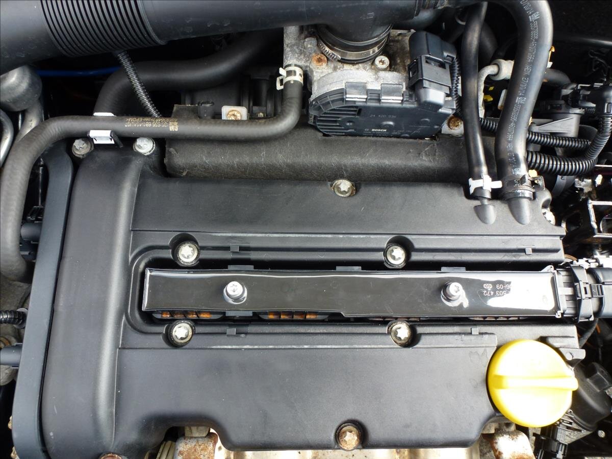 Opel Tigra Kabriolet 1,4 l 66 kw