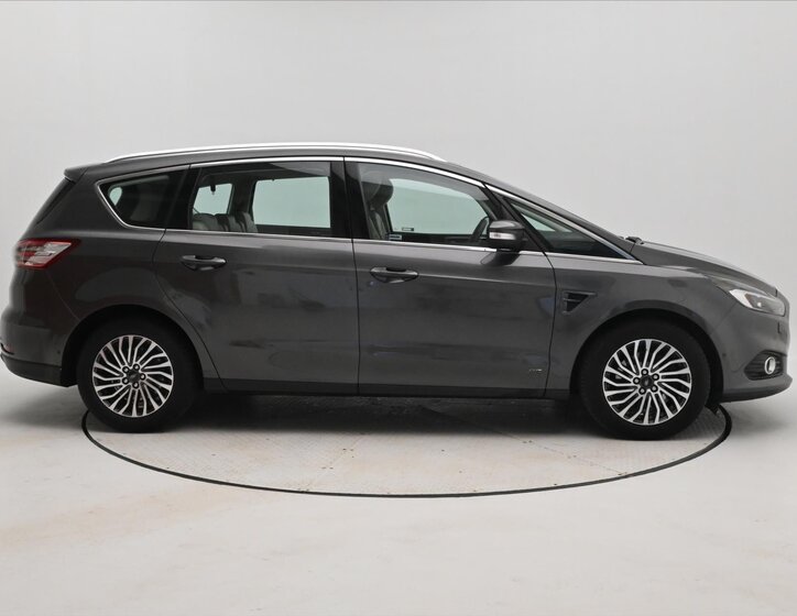 Ford S-MAX MPV 2,0 l 140 kw