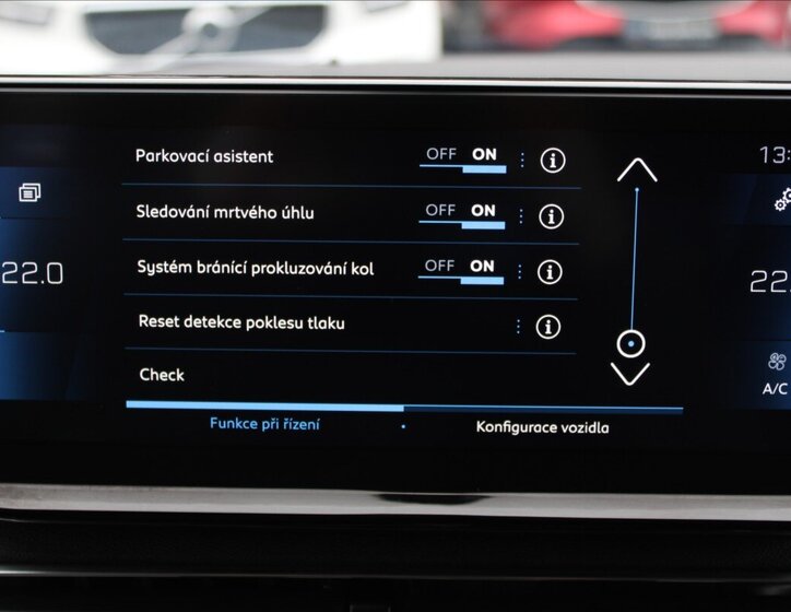 Peugeot 3008 SUV 1,5 l 96 kw