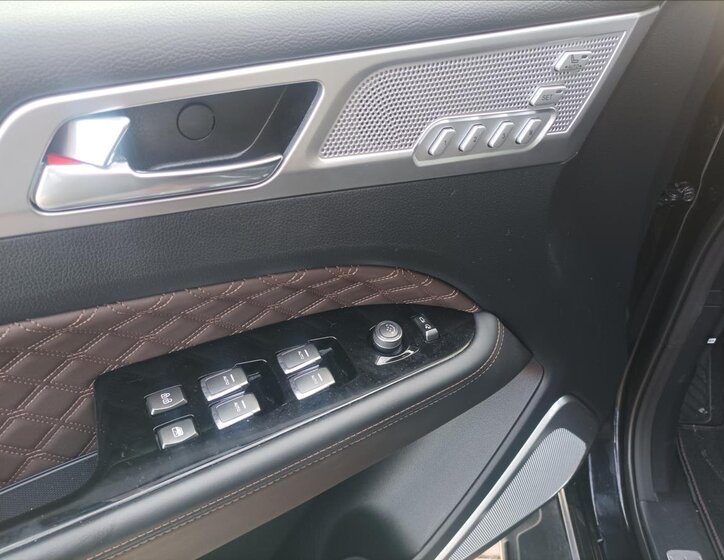 SsangYong Rexton SUV 2,2 l 148 kw