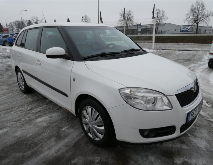 Škoda Fabia Kombi 1,4 l 51 kw