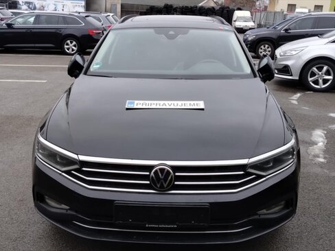 Volkswagen Passat Kombi 2,0 l 110 kw