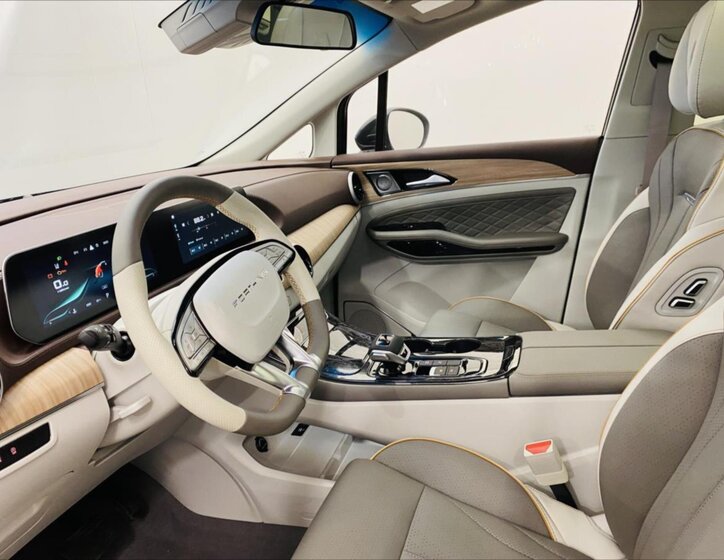 Dongfeng U-Tour Kombi 1,5 l 130 kw