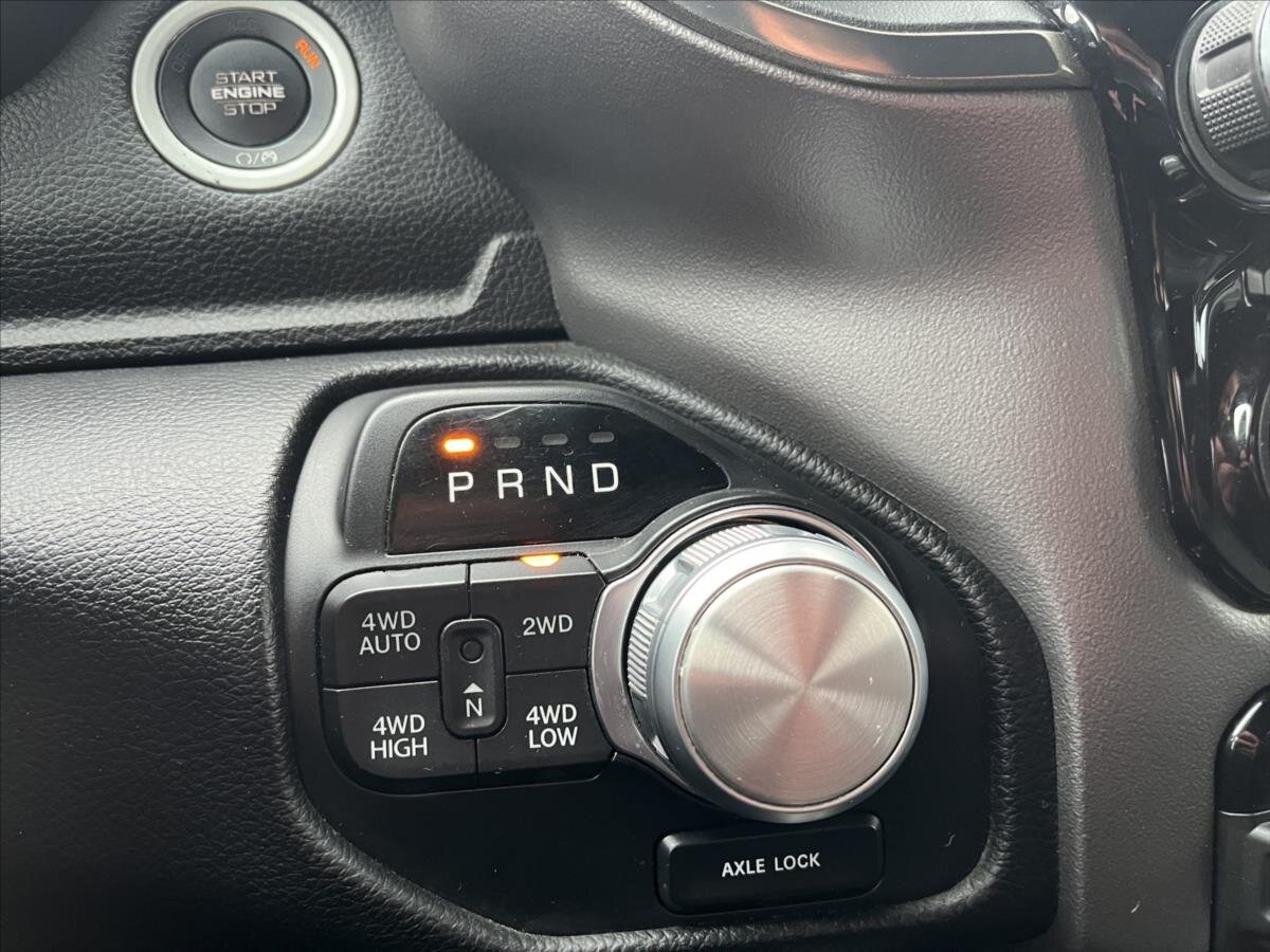 Dodge RAM 1500 Pick-up 5,7 l 291 kw