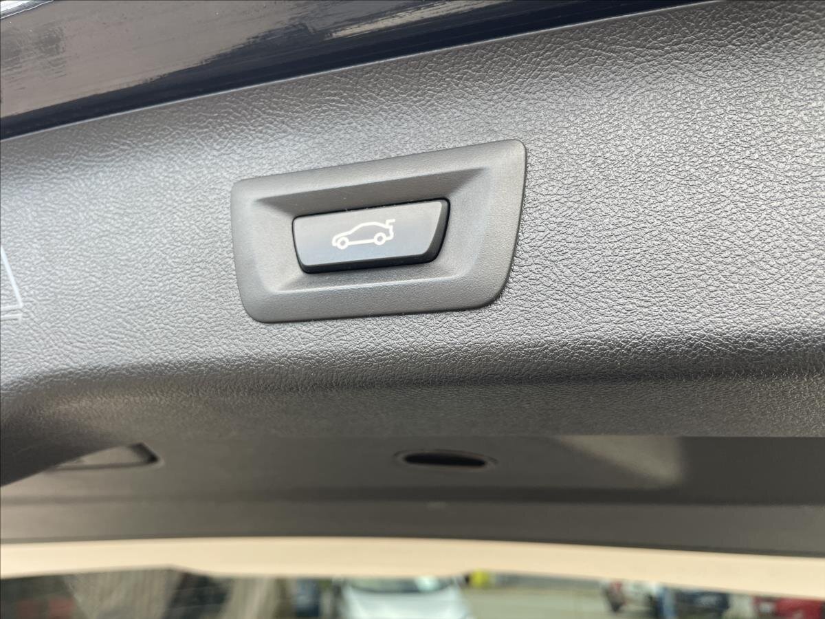 BMW Řada 5 Kombi 2,0 l 140 kw