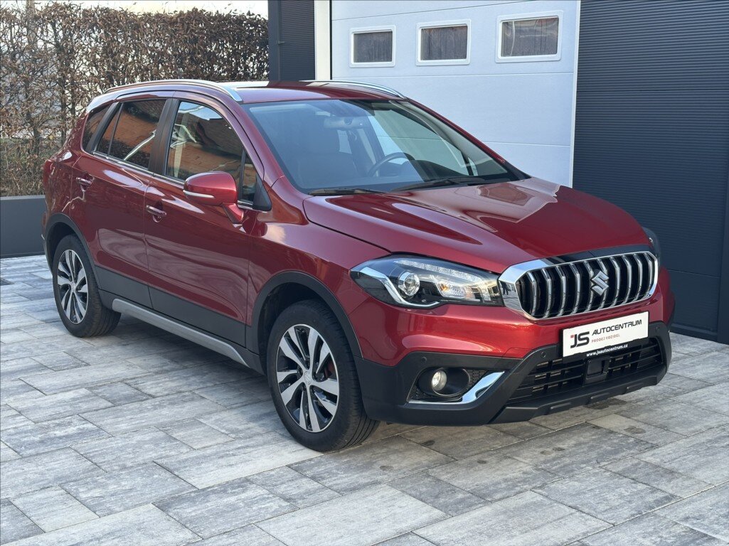 Suzuki S-Cross