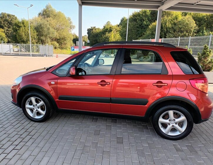 Suzuki SX4 Hatchback 1,6 l 79 kw