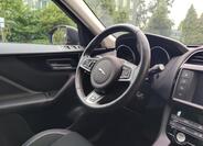 Jaguar F-Pace 26