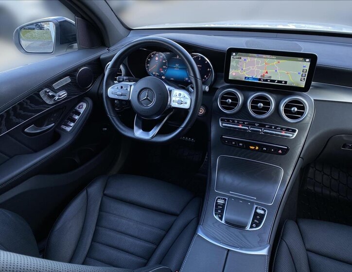 Mercedes-Benz GLC 13