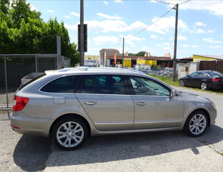 Škoda Superb 5