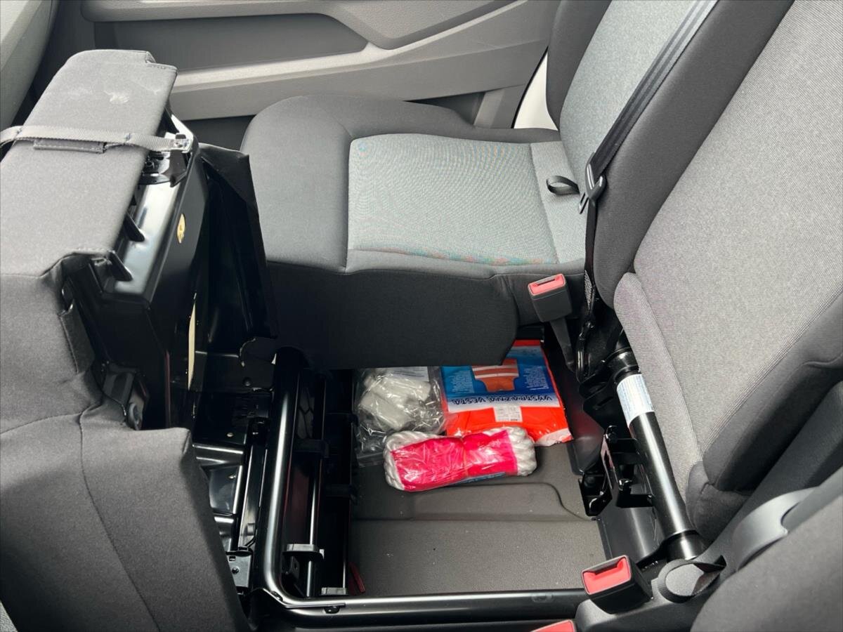 Volkswagen Crafter Skříň 2,0 l 75 kw