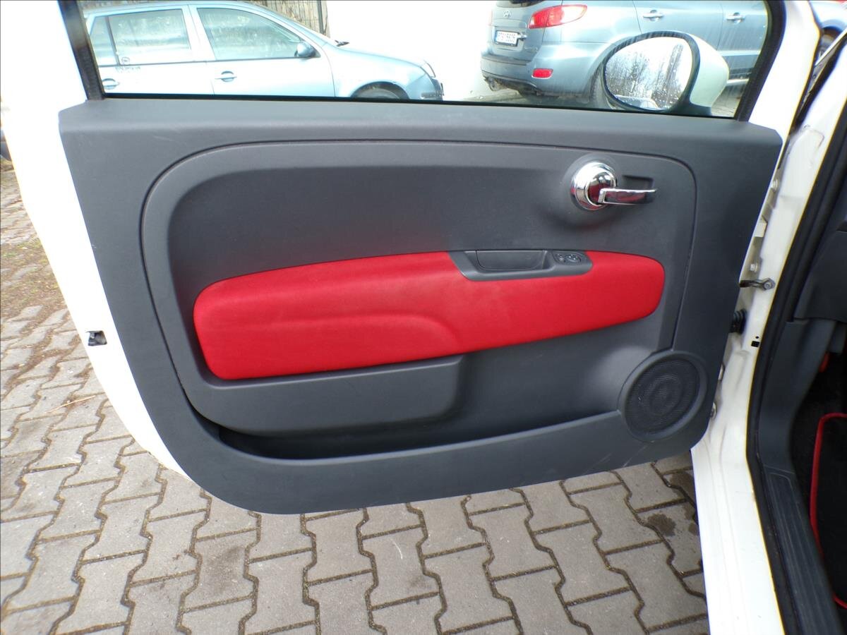 Fiat 500 Hatchback 1,2 l 51 kw