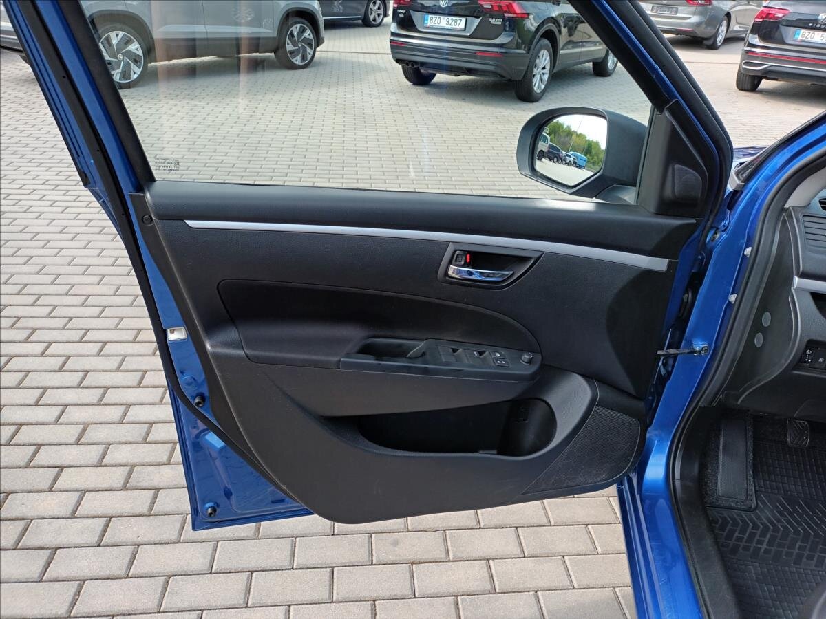 Suzuki Swift Hatchback 1,2 l 69 kw