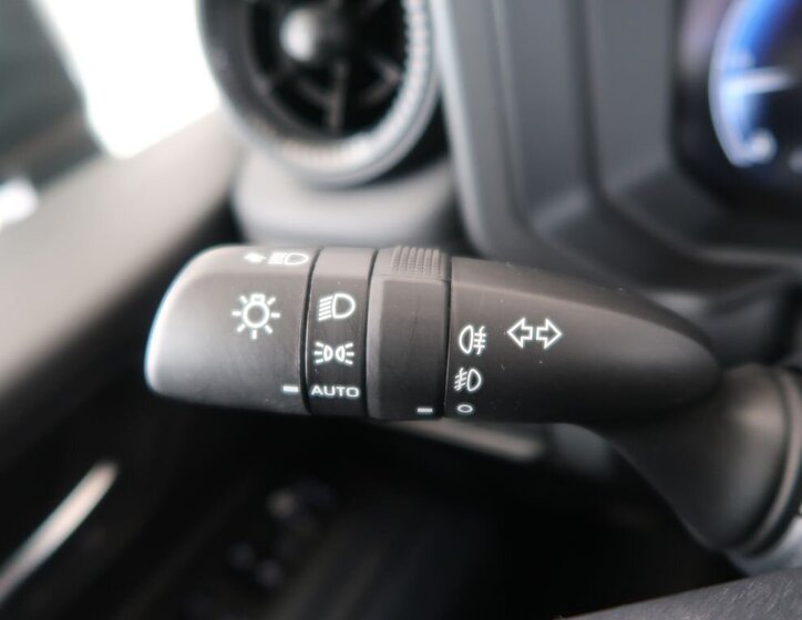 Toyota Land Cruiser SUV / Terénní 2,8 l 151 kw