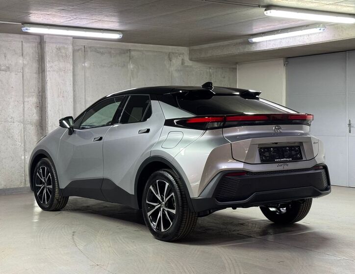 Toyota C-HR 7