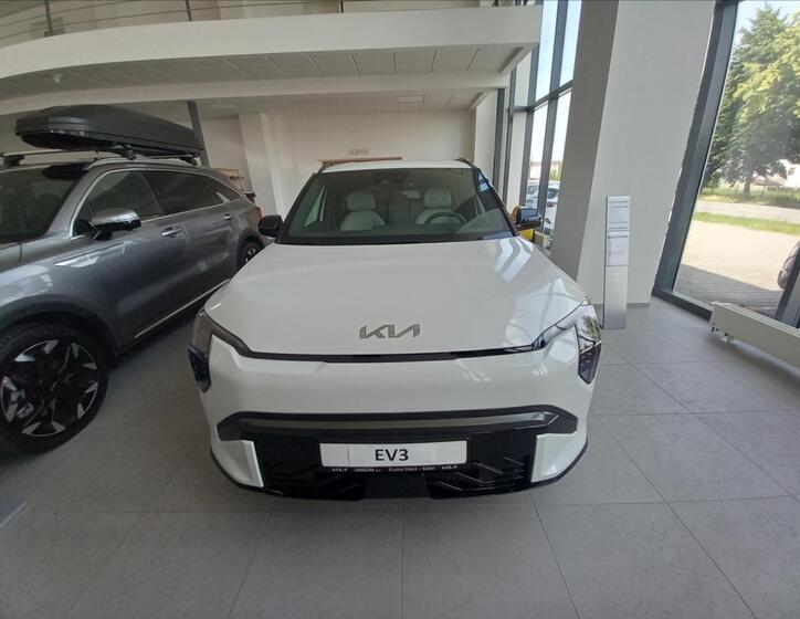 KIA EV3 1