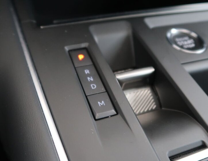 Citroën C5 Aircross SUV / Terénní 1,5 l 96 kw