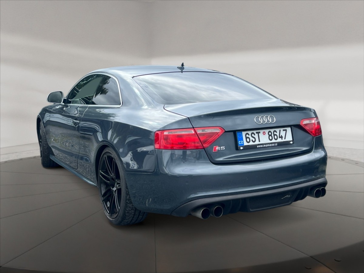 Audi S5