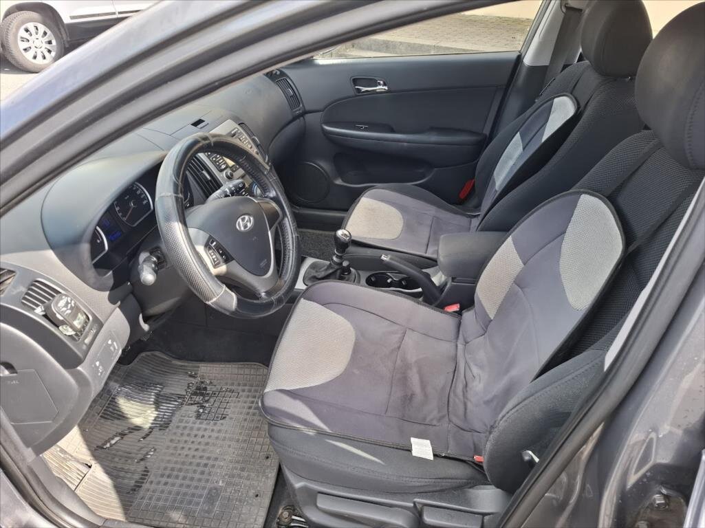 Hyundai i30 Kombi 1,6 l 84 kw