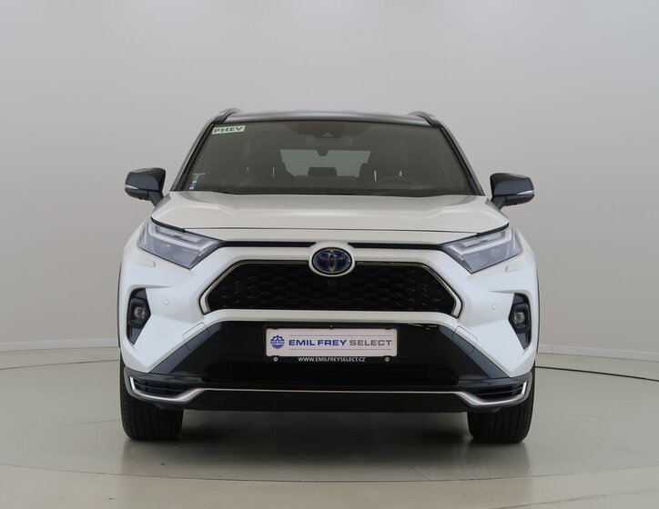 Toyota RAV4 SUV / Terénní 2,5 l 225 kw
