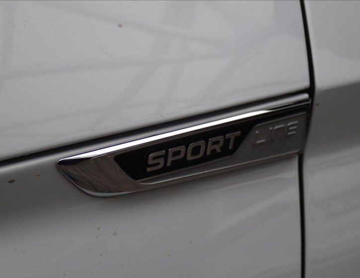 Škoda Kodiaq SUV / Terénní 1,5 l 110 kw