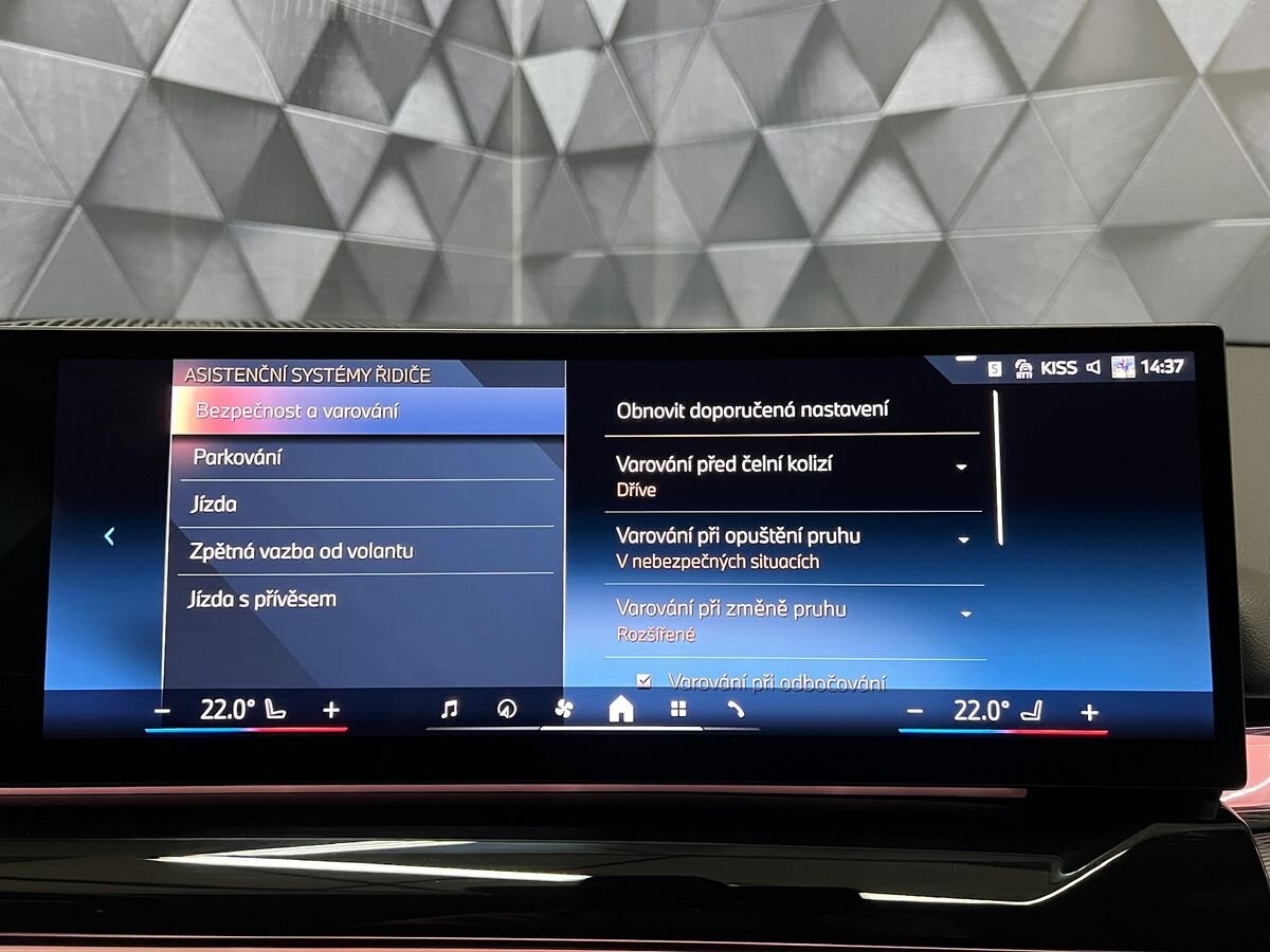 BMW Ostatní Sedan / Limuzína 0,0 290 kw