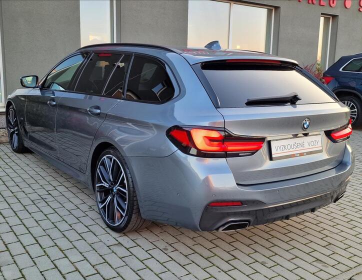 BMW Řada 5 8