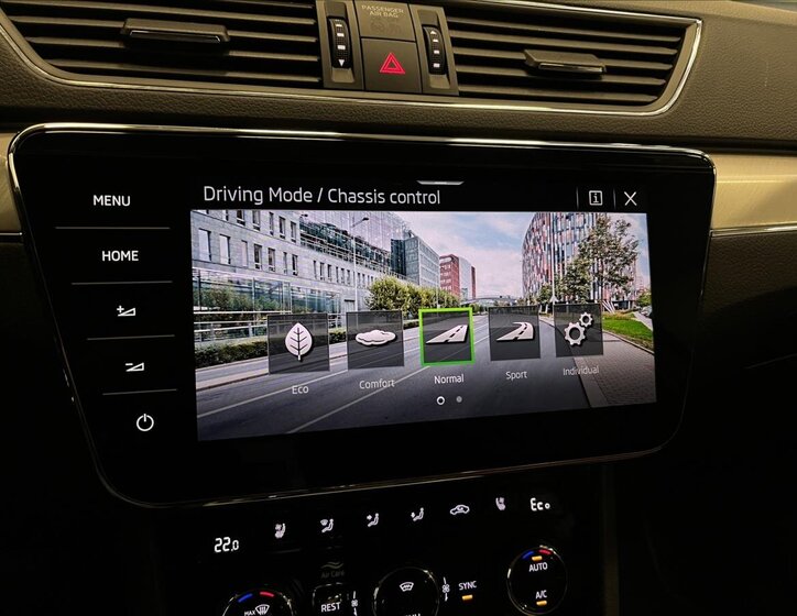 Škoda Superb Liftback 1,4 l 160 kw