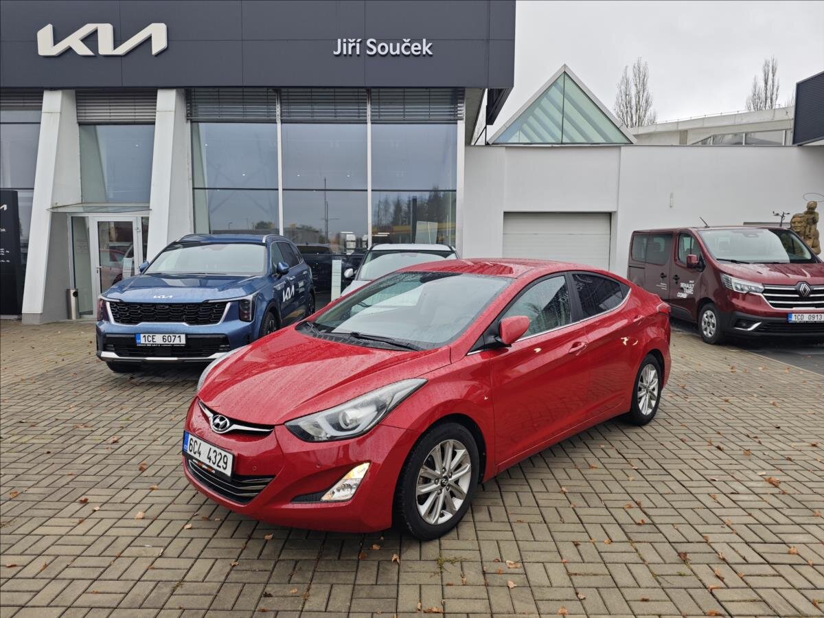 Hyundai Elantra Sedan 1,6 l 97 kw