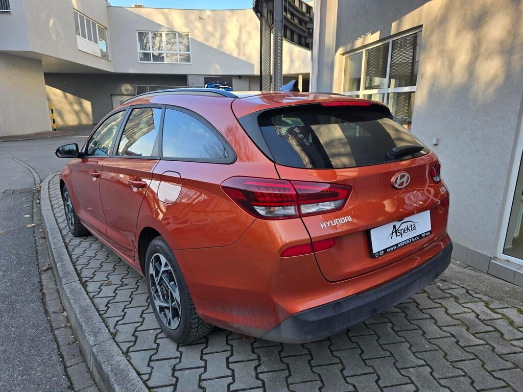 Hyundai i30 Kombi 998,0 73 kw