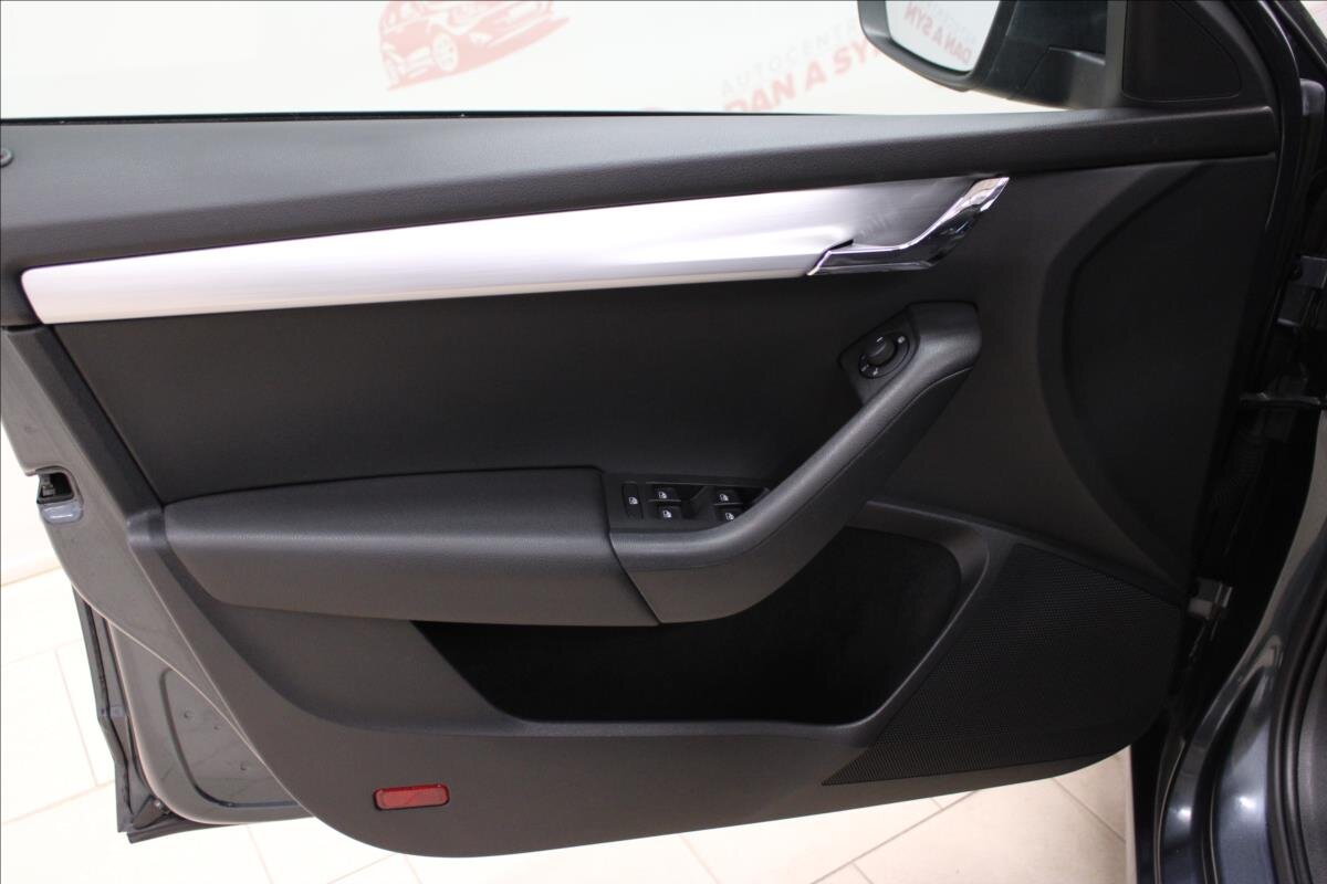 Škoda Octavia Sedan / Limuzína 1,6 l 85 kw