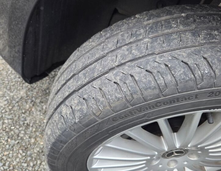 Mercedes-Benz Vito 21