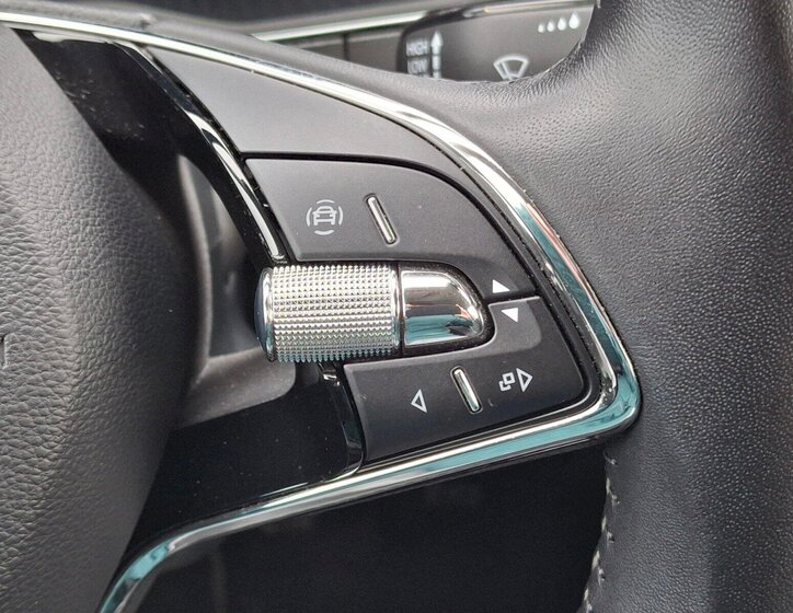 Škoda Superb Liftback 1,5 l 110 kw