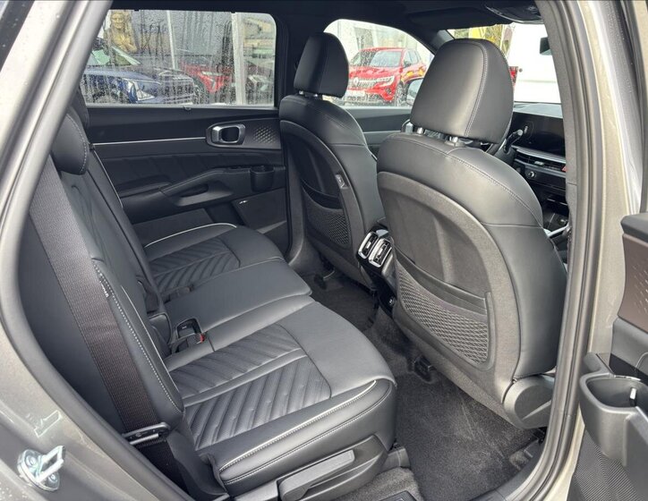 KIA Sorento SUV / Terénní 2,2 l 142 kw