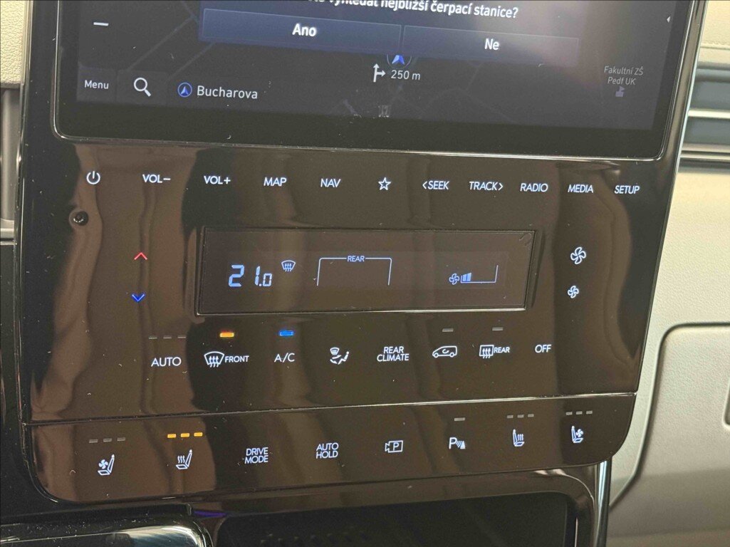 Hyundai Staria MPV 2,2 l 130 kw