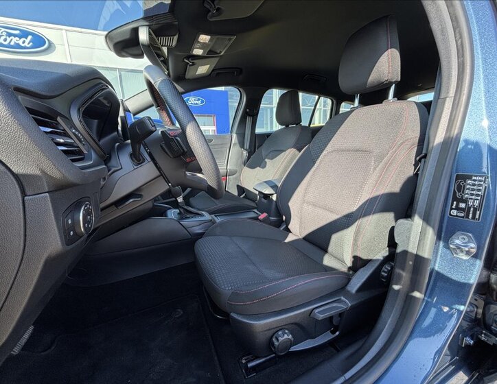 Ford Focus Kombi 998,0 92 kw