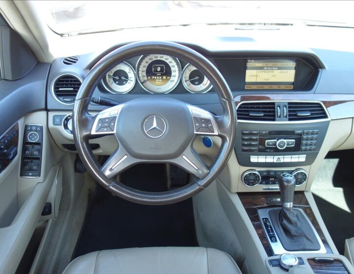 Mercedes-Benz Třídy C 18