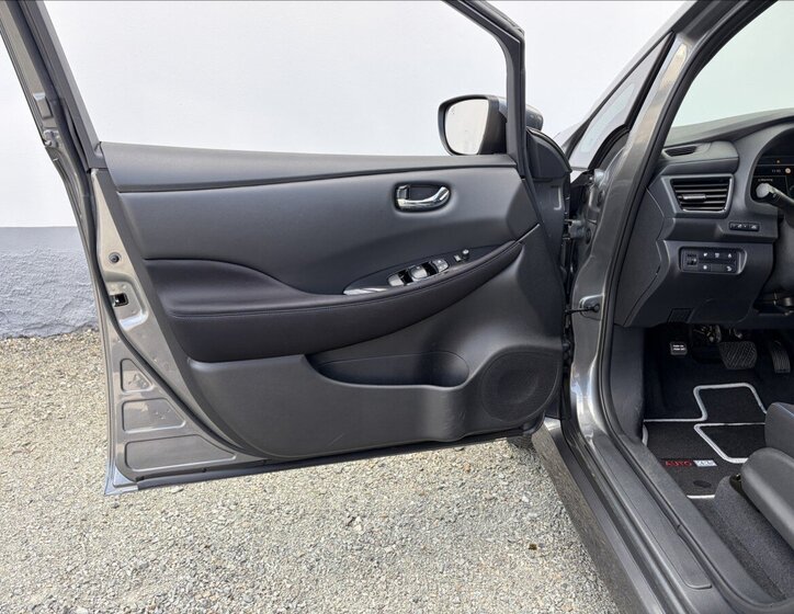 Nissan Leaf Hatchback 0,0 110 kw