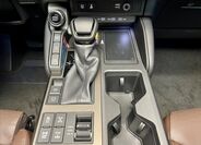 Toyota Land Cruiser 26