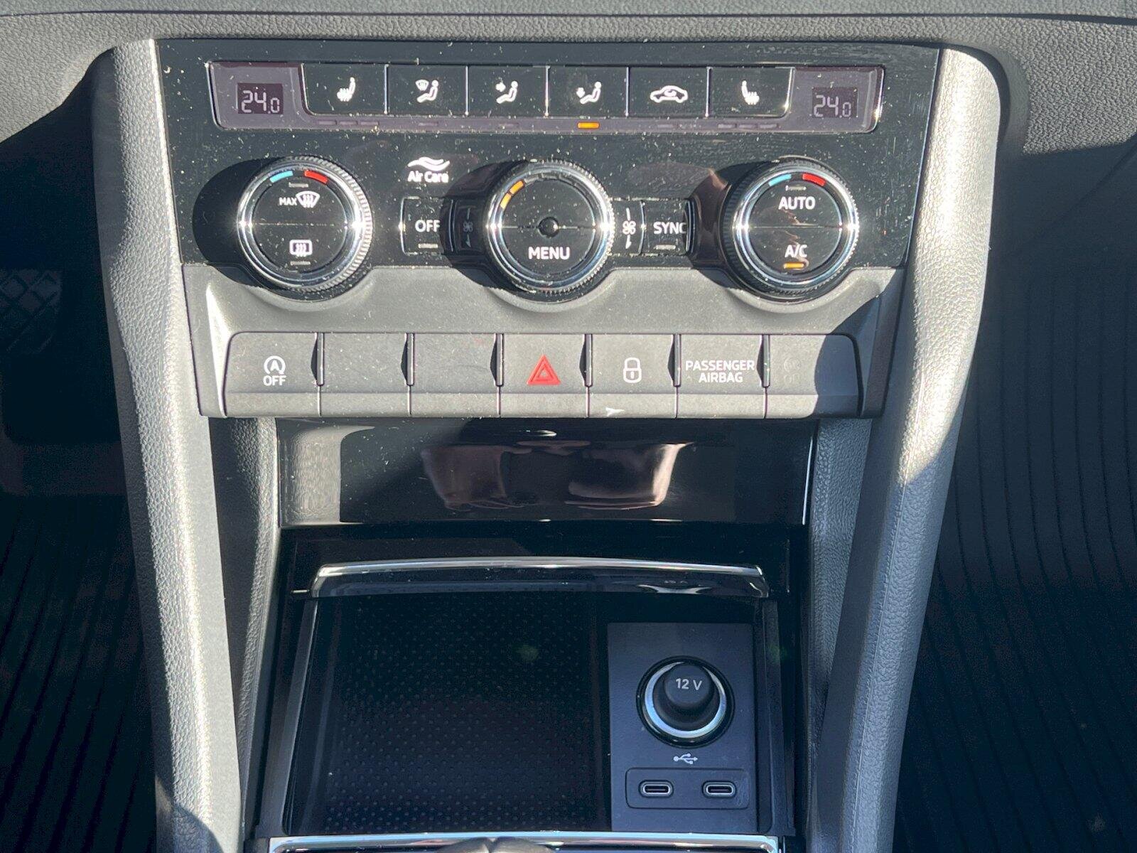 Škoda Karoq SUV / Terénní 1,5 l 110 kw