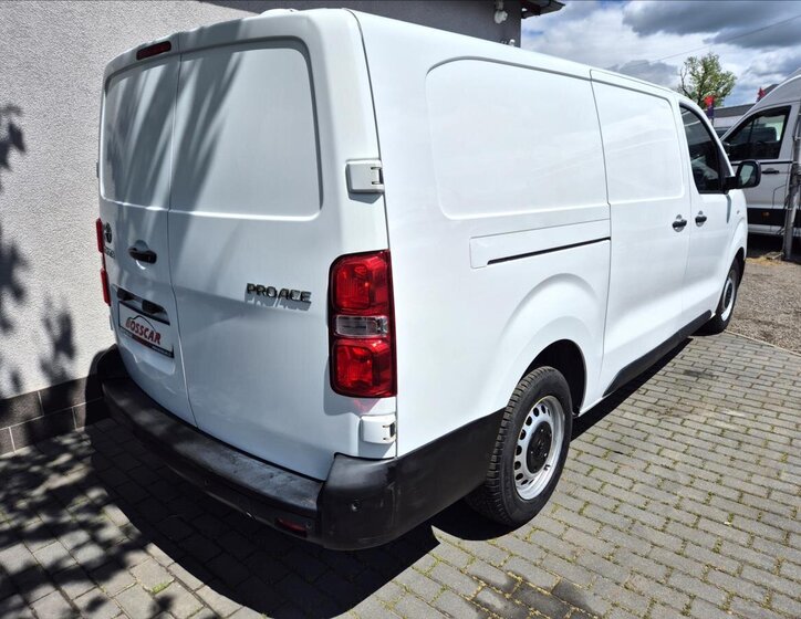 Toyota ProAce Skříň 2,0 l 90 kw