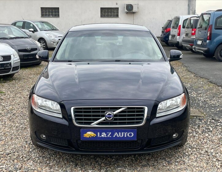 Volvo S80 Sedan / Limuzína 2,4 l 120 kw