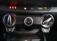 KIA Stonic SUV 1,2 l 57 kw