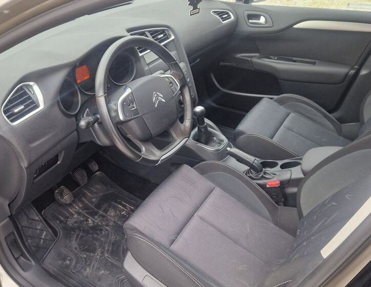Citroën C4 7