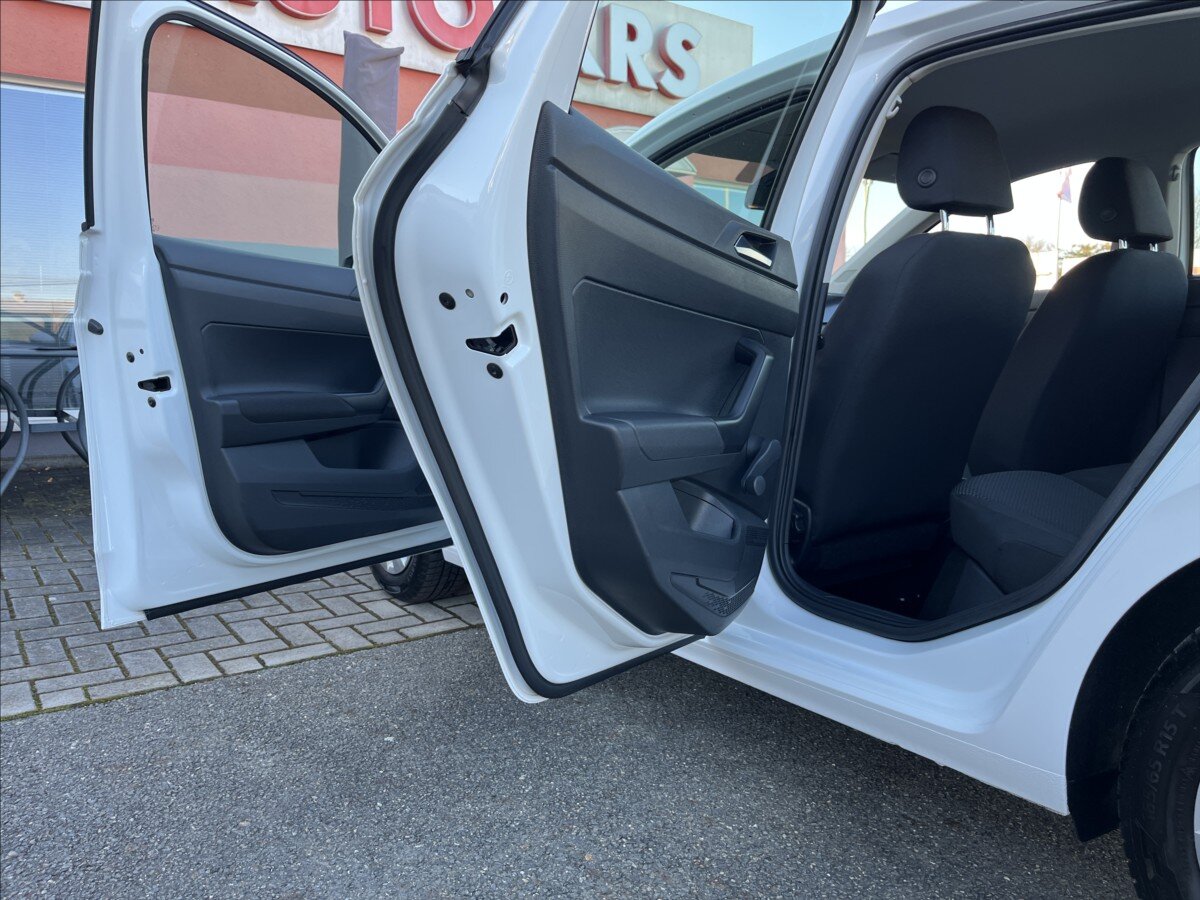 Volkswagen Polo Hatchback 999,0 48 kw