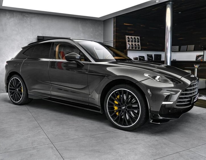 Aston Martin Ostatní SUV 4,0 l 520 kw