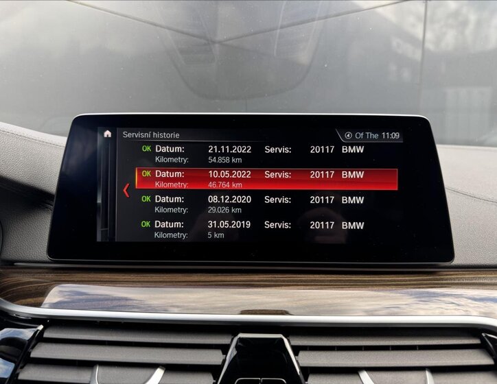 BMW Řada 5 Sedan / Limuzína 2,0 l 185 kw